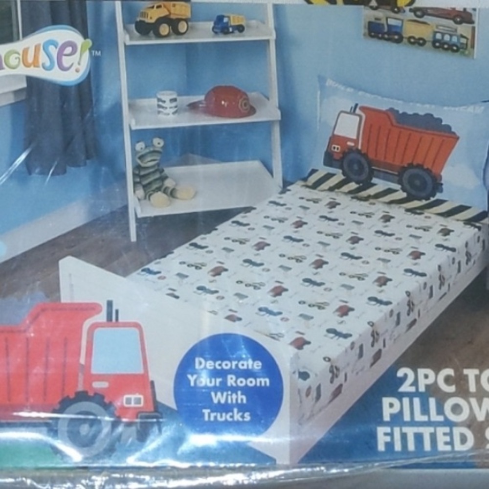 Fun house toddler bed 2pc bedding set construction trucks pillowcase fitted